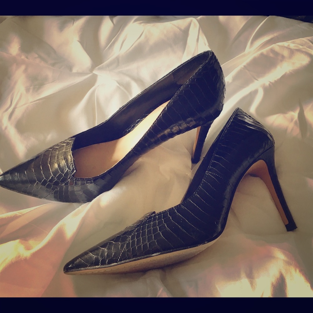 Vince Camuto snakeskin heels